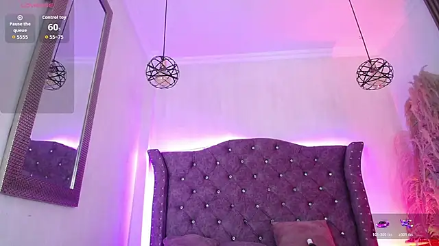 Lizza_Jones élő XXX-chatje