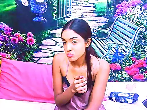 IndianPretty14u2Luv Live XXX-Chat