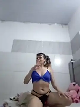 Hairy_ptt Chat XXX in diretta