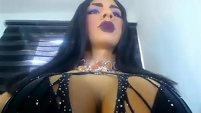 Chat +18 de STEFANI_MILLER ao vivo