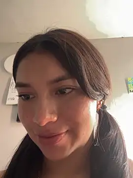 Chat XXX ao vivo de CocoaGigiMuse