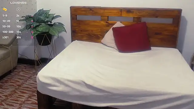 Yeseniaa25_ élő XXX-chatje