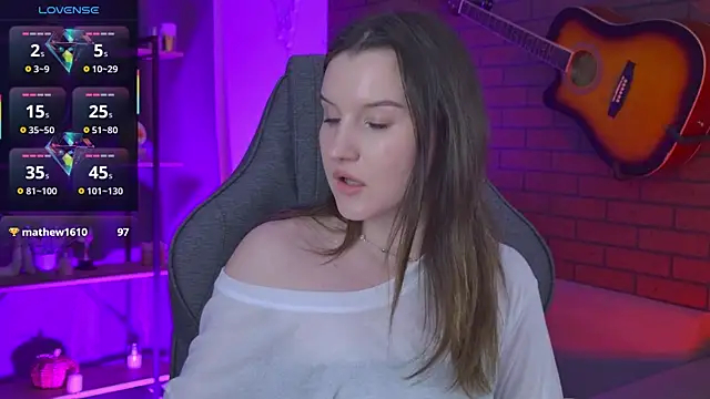 Chat +18 de AgataWillis ao vivo