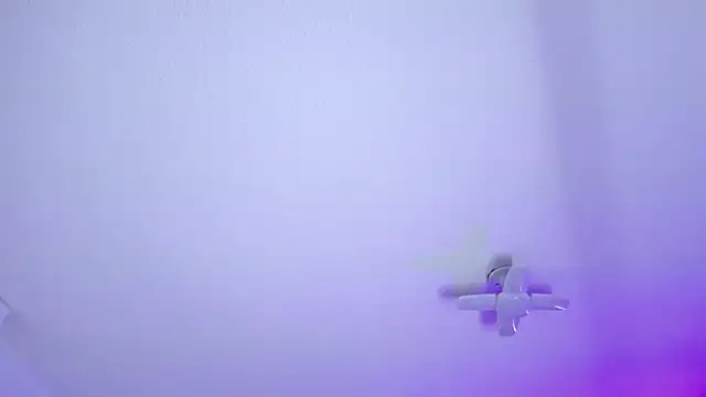 Živý XXX chat _Charlotte_Collins_