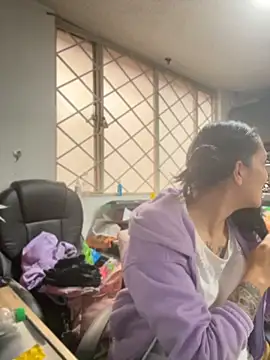 XXX chat uživo modela SALOME_KORLAND