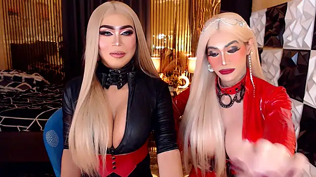 MonstrousCockDiva Show in webcam