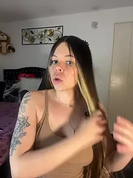 carolina16loveのライブXXXチャット