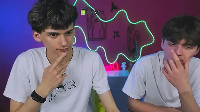 rico_steel Pertunjukan Webcam