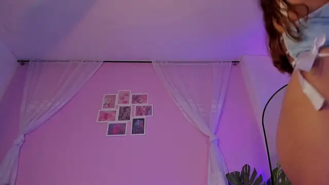 honey_m00n – webcam-show