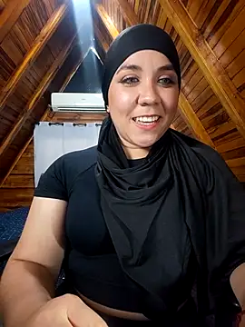 AmbarBurhan: онлайн-секс-чат