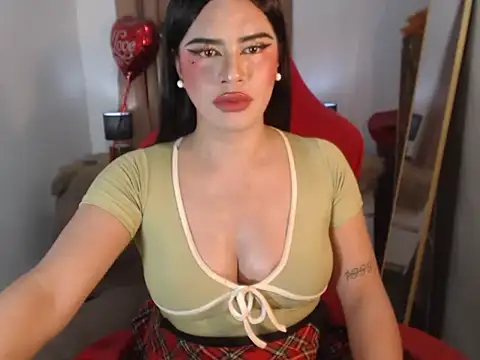 RebeccaTs 即時 XXX 聊天