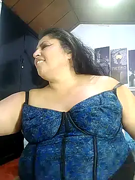 Keyla01_ élő XXX-chatje