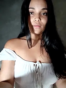 Chat +18 de _Estrellita_ ao vivo