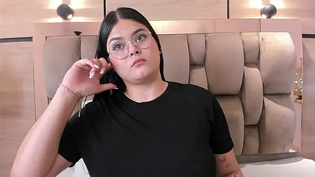 im_mou_'s Live XXX Chat