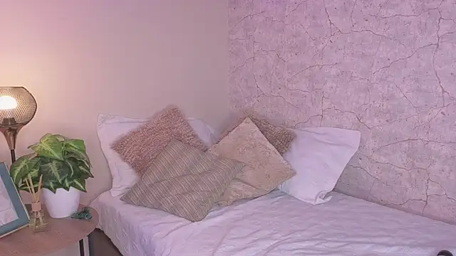 DahianaWalcott's Live XXX Chat