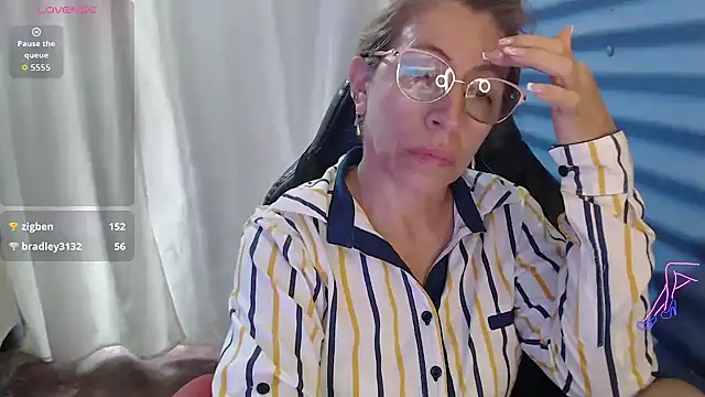 Chayla_Ruiz live XXX chat