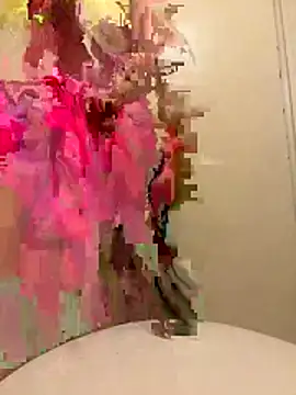 TiffaneyLove: онлайн-секс-чат