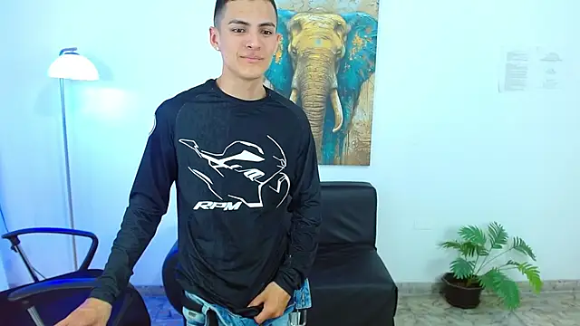 دردشة Matiius18 الجنسية المباشرة