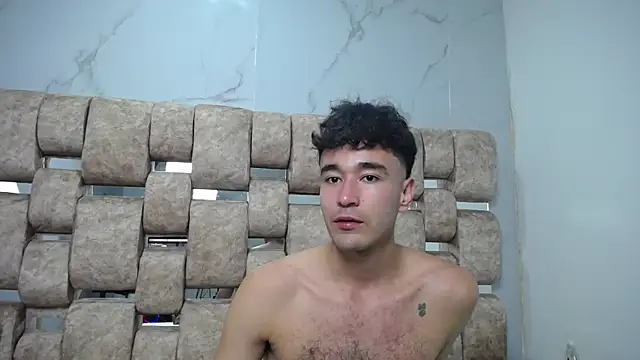 KathyAiden – Live XXX-chat