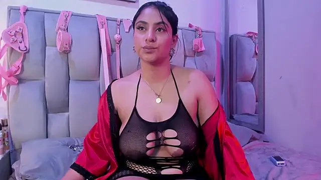 Dianna-Rosse লাইভ XXX চ্যাট