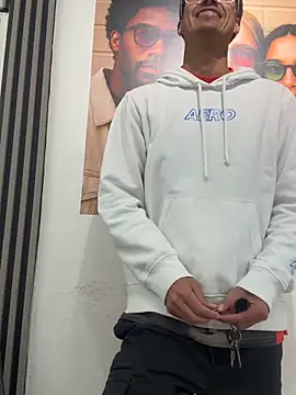 TavoHot_ élő XXX-chatje