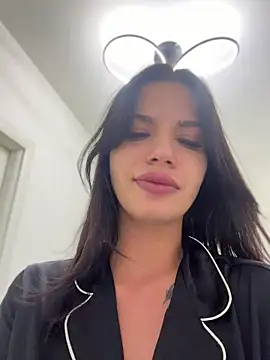 RaniaSnow Webcam show