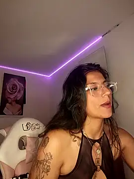 SamathaMay: απευθείας συνομιλία ΧΧΧ