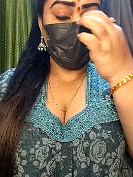 Anushka_flower Webcamshow