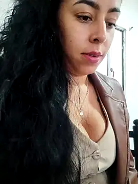 Luianna Live XXX Chat