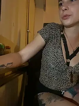 RealLadyDianna webcam show