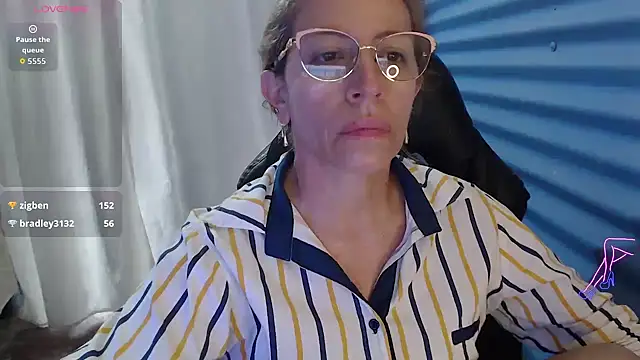 Chayla_Ruiz's Live XXX Chat