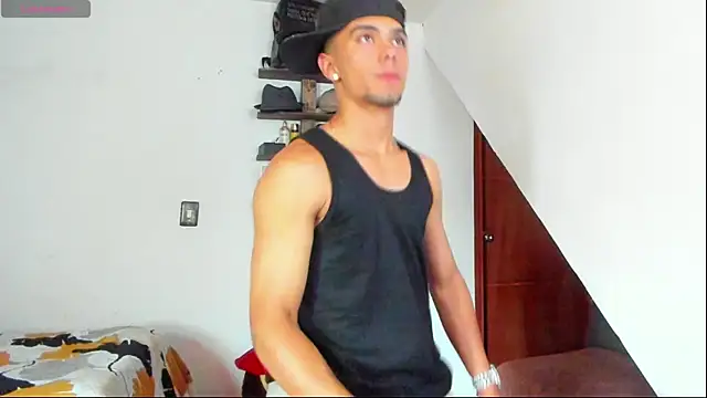 Teo_Raveのウェブカメラショー