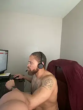 Fathero1time Chat XXX in diretta