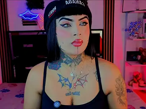 Chat +18 de LauriInk1 ao vivo