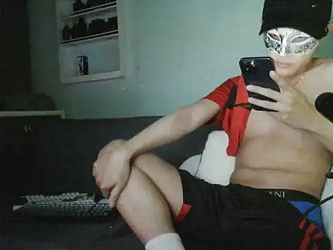 boyhigh1997 Show Webcam