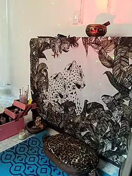 laurent369_: онлайн-секс-чат