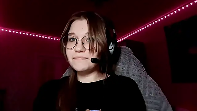 دردشة MandieBusby الجنسية المباشرة