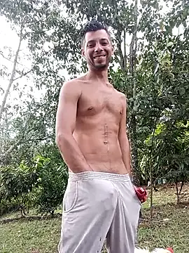 AlphaAlterX Show Webcam