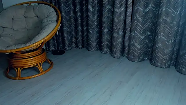 XXX chat uživo modela SueWolvin