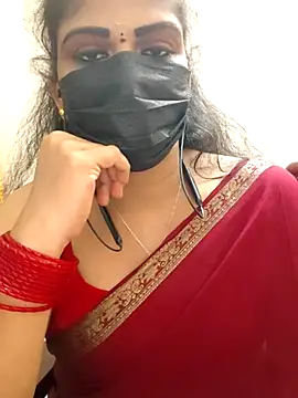 soundharya_tamilのライブXXXチャット