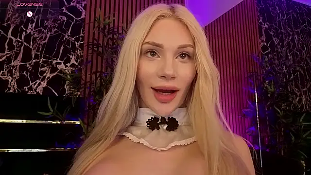 BarbieKara's Live XXX Chat