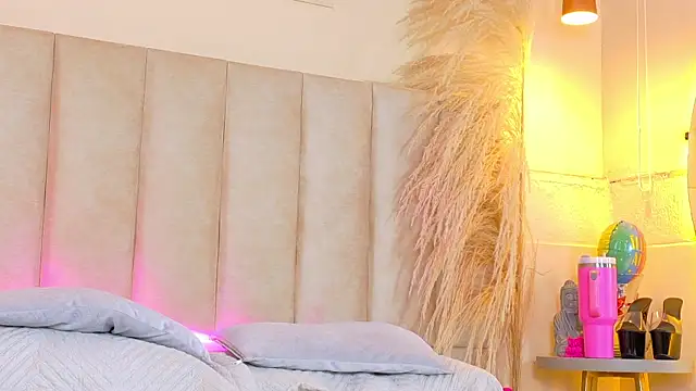 AlynAllenn Live XXX chat