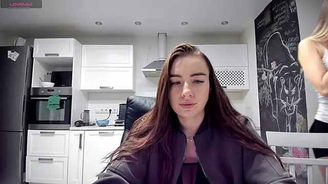 Show de lisenok na webcam