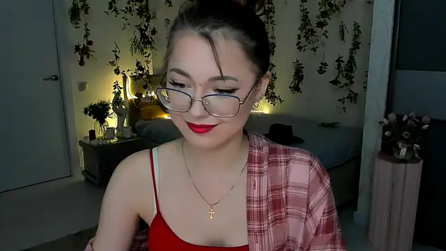 SereneFlame Adlı Modelin Canlı XXX Sohbeti