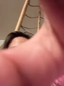 BabyKathy Adlı Modelin Canlı XXX Sohbeti