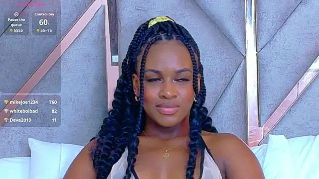 Sally-Noa's Live XXX Chat