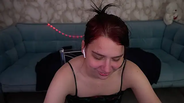 LiviaShy Live XXX-chat