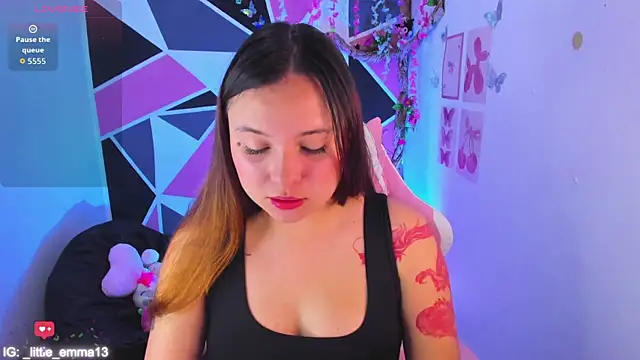 Živý XXX chat little_emma0