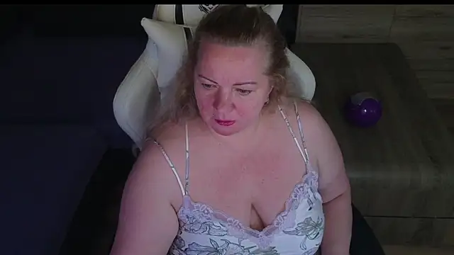 MolligSpielle's Live XXX Chat