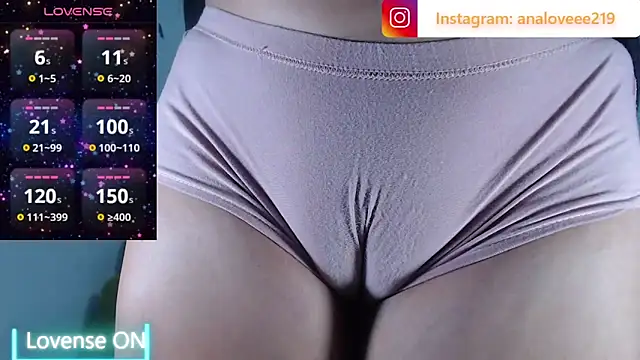 ana_studio's Live XXX Chat